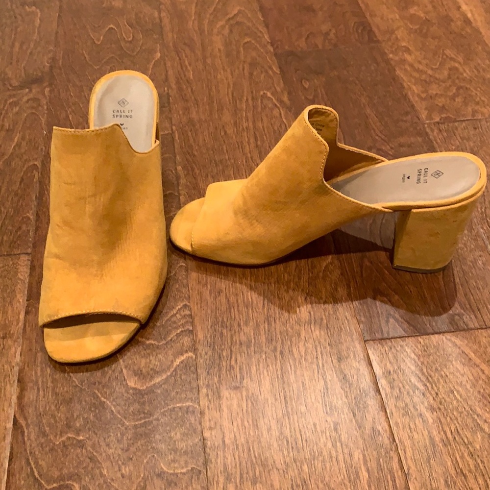 Yellow Spring Heels